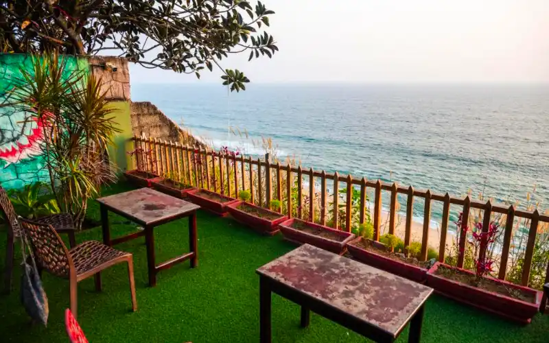 Sky Frame Beach Resort (9)